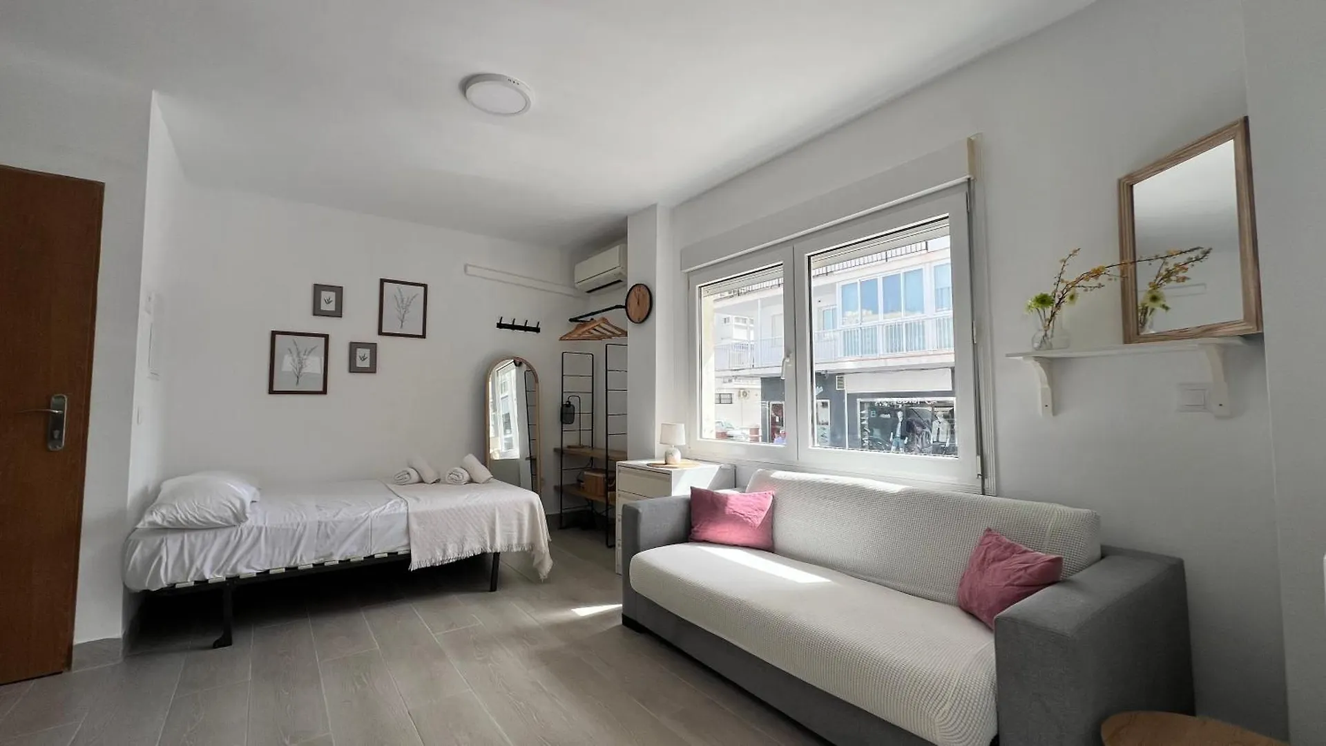 Apartamento Marina En El Centro De Nerja - South Costa Spain